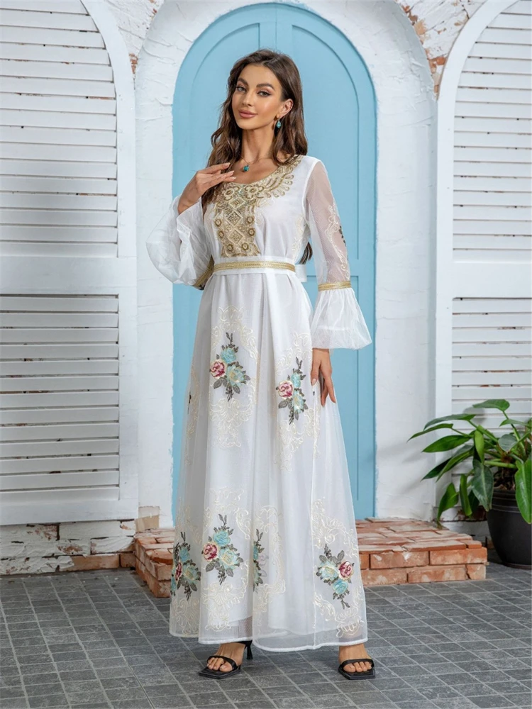 Ethnic-style Women's Clothing, Muslim Robes, Dubai Evening Gowns, Applique Embroidered Dresses
Ethnic-style Women's Clothing, Muslim Robes, Dubai Evening Gowns, Applique Embroidered Dresses