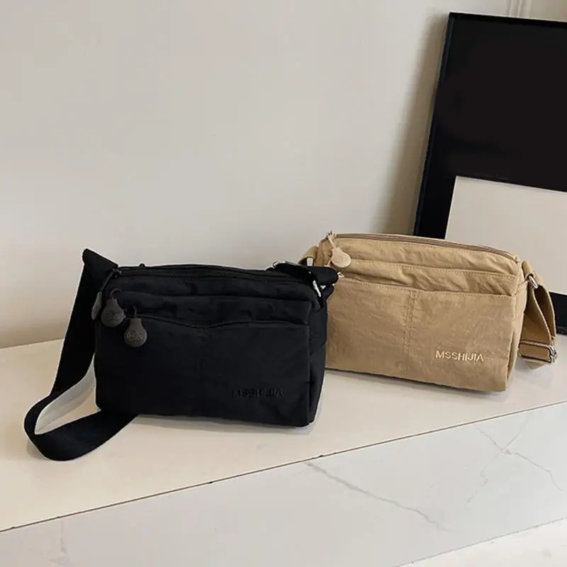Casual Nylon Shoulder Bags Large Capacity Hot Sale Versatile Handbags For Women Zipper Solid Color
Casual Nylon Shoulder Bags Large Capacity Hot Sale Versatile Handbags For Women Zipper Solid Color