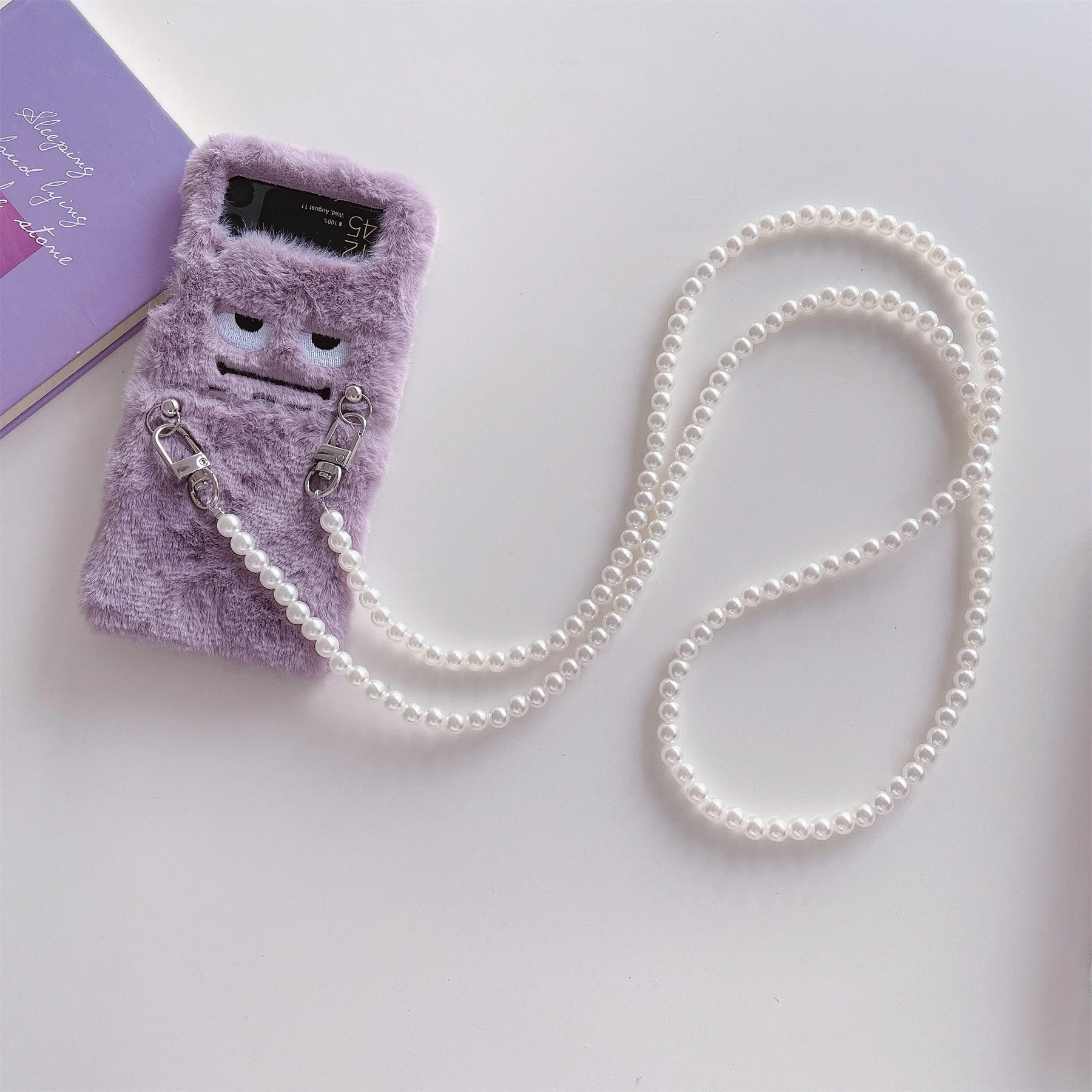 Luxury Crossbody Long Pearl Chain Lanyard Purple Plush Funny Case For Samsung Galaxy Z Flip 4G 6 5 4 3 5G Shockproof Cover
Luxury Crossbody Long Pearl Chain Lanyard Purple Plush Funny Case For Samsung Galaxy Z Flip 4G 6 5 4 3 5G Shockproof Cover
