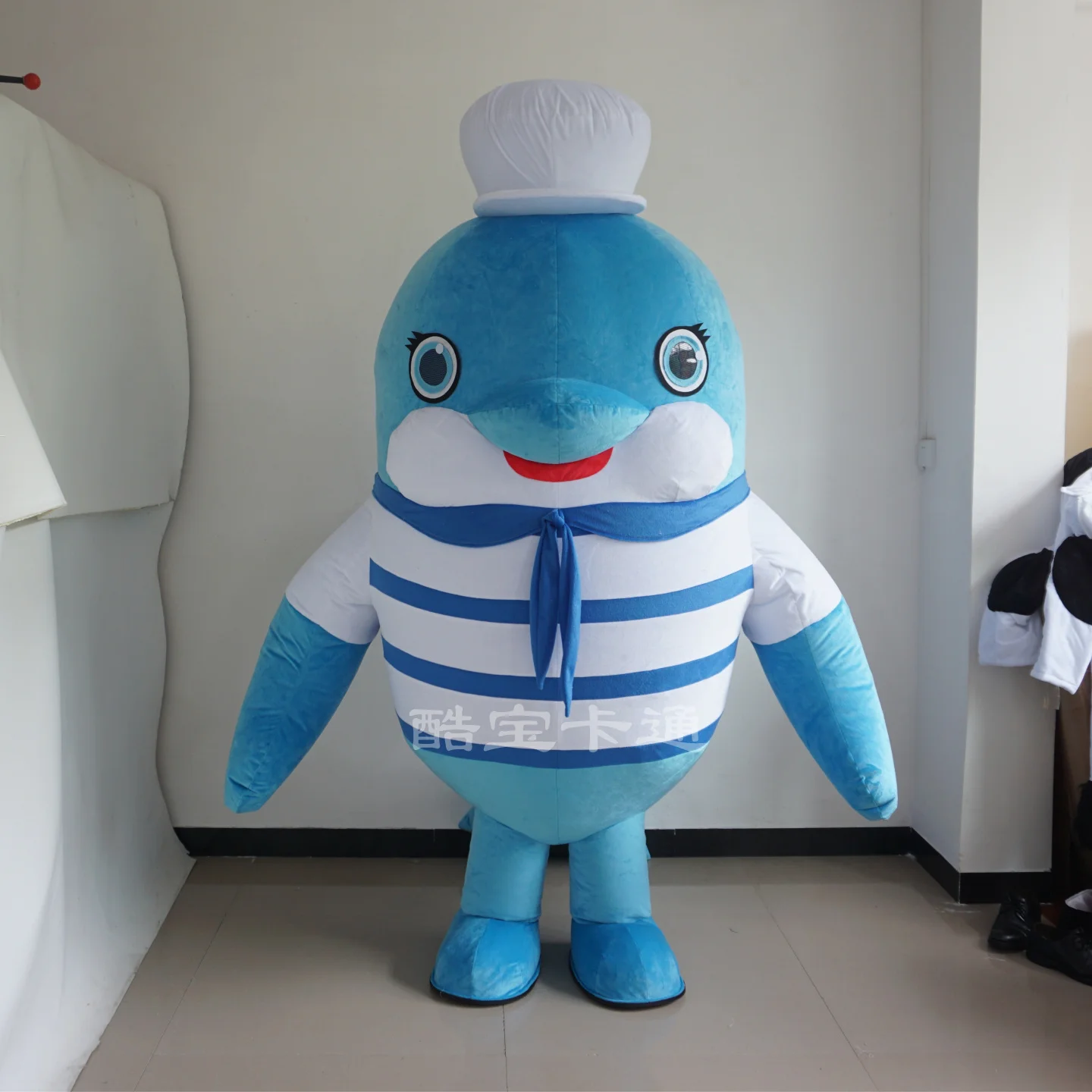 New Inflatable Dolphin Doll Costume Walking Performance Mascot Cosplay Adult Whale Inflatable Doll Costume No Battery
New Inflatable Dolphin Doll Costume Walking Performance Mascot Cosplay Adult Whale Inflatable Doll Costume No Battery