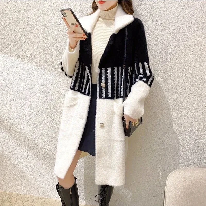 Fashion Long Imitation Mink Velvet Sweater Jacket For Women Autumn Winter Korean Loose Thicken Knitted Sweater Cardigan Coat
Fashion Long Imitation Mink Velvet Sweater Jacket For Women Autumn Winter Korean Loose Thicken Knitted Sweater Cardigan Coat