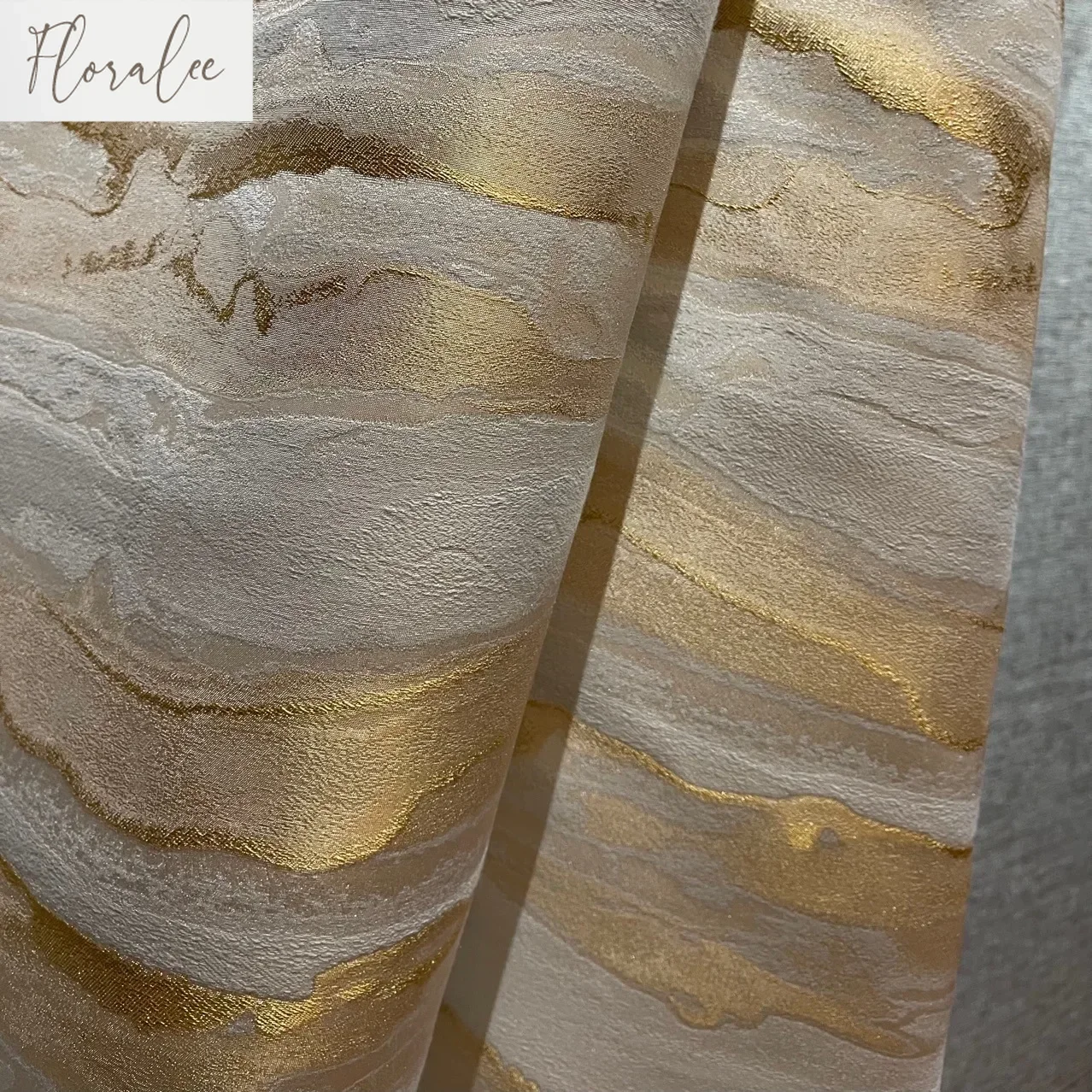 New Light Luxury Chinese Style Curtains for The Living Room, Atmospheric Gold Thread Marble Texture Jacquard Thickened Curtains
New Light Luxury Chinese Style Curtains for The Living Room, Atmospheric Gold Thread Marble Texture Jacquard Thickened Curtains