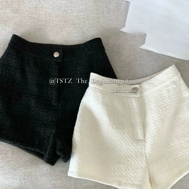 Women's High Waisted A-line Woolen Shorts, Casual Wide Leg Shorts, Female Clothes, Sweet Hot Girl Fashion, Autumn and Winter
Women's High Waisted A-line Woolen Shorts, Casual Wide Leg Shorts, Female Clothes, Sweet Hot Girl Fashion, Autumn and Winter