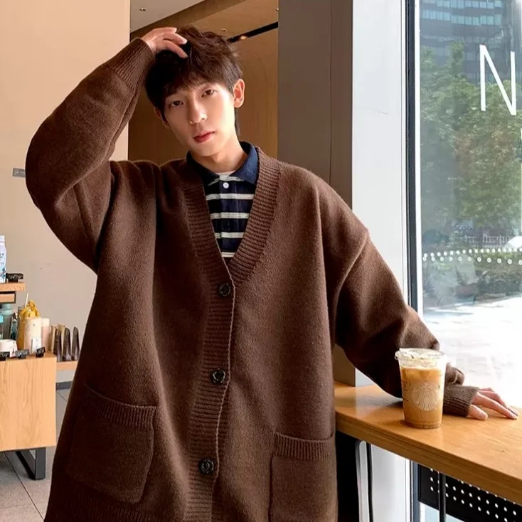 Мужской кардиган свободного кроя с V-образным вырезом, осенне-зимний, больших размеров, 250 Pou, с открытым передом, повседневная верхняя одежда, свитер
Мужской кардиган свободного кроя с V-образным вырезом, осенне-зимний, больших размеров, 250 Pou, с открытым передом, повседневная верхняя одежда, свитер