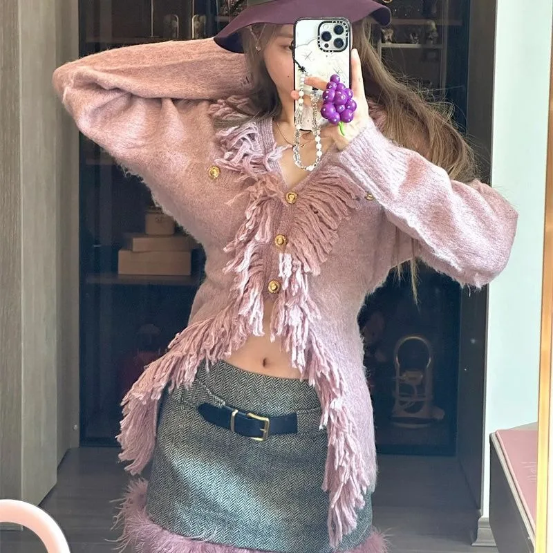 New Chic Americna Fashion Popular High Street Sweaters Luxury Tassel Design Buttons Knitted Cardigan Y2k Aesthetic Girl Clothing
New Chic Americna Fashion Popular High Street Sweaters Luxury Tassel Design Buttons Knitted Cardigan Y2k Aesthetic Girl Clothing