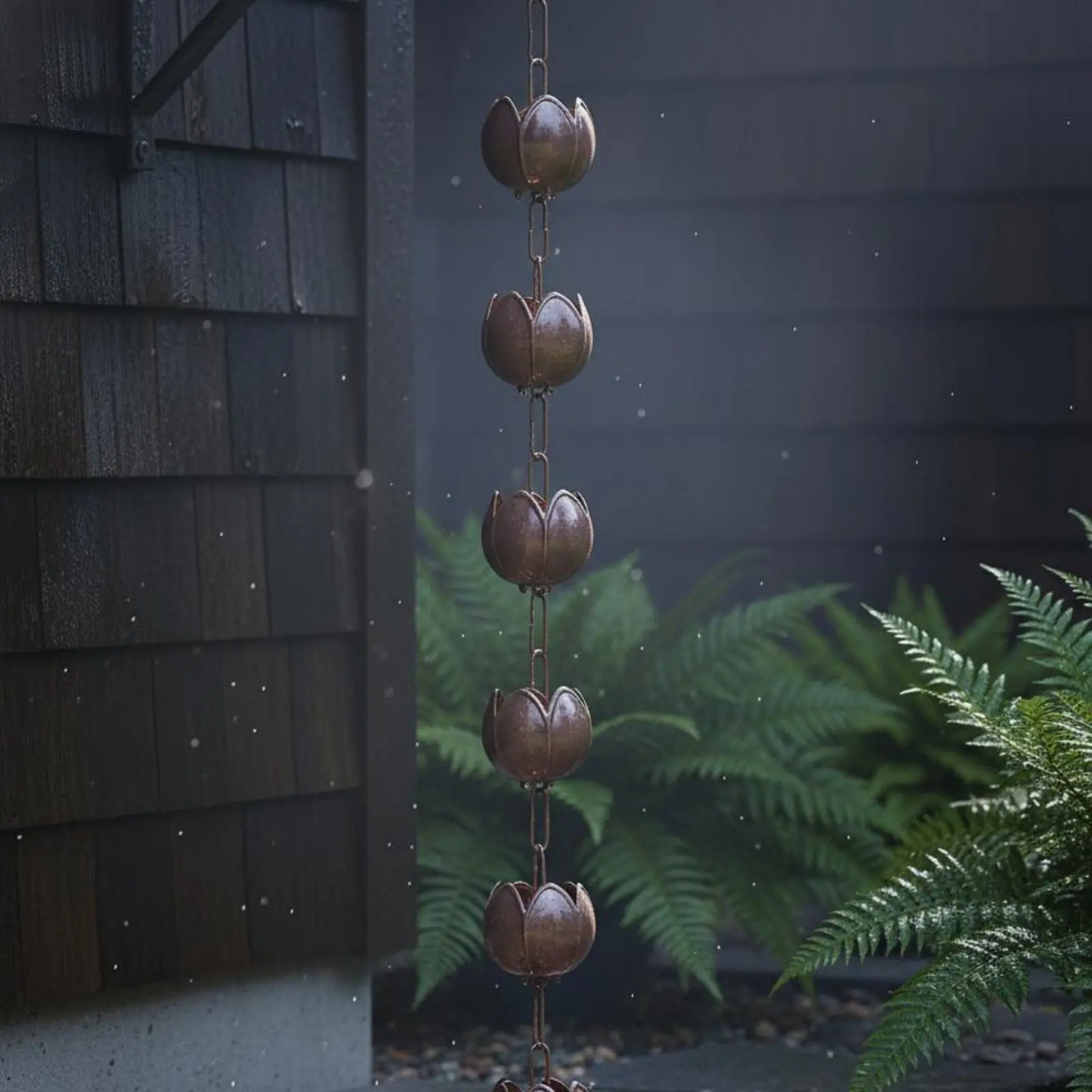 Rain Chain Reduces Splashing Japanese Design Rain Chain Eaves Drainage System Soothing Sound Outdoor Decor Easy Install
Rain Chain Reduces Splashing Japanese Design Rain Chain Eaves Drainage System Soothing Sound Outdoor Decor Easy Install