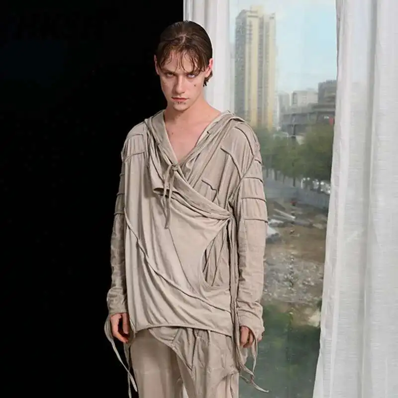 HKSH Spring Summer Men's Tide Punki Waste Land Asymmetric Vintage Dyed Vintage Hood Cloak T-shirt Chic Dark Fashion Tees HK0770
HKSH Spring Summer Men's Tide Punki Waste Land Asymmetric Vintage Dyed Vintage Hood Cloak T-shirt Chic Dark Fashion Tees HK0770