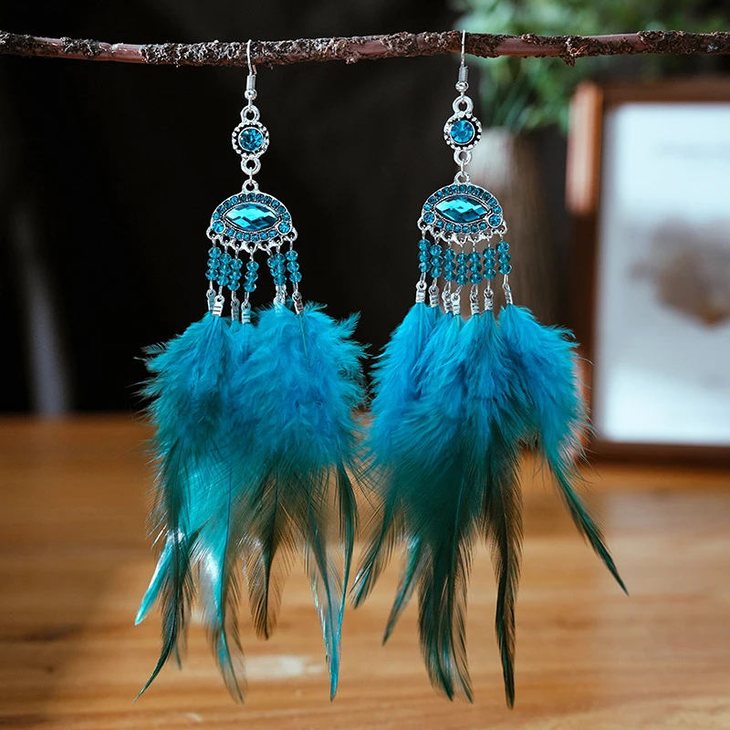 Super Long Exaggerated Irregular Feather Earrings for Women Fashion Boho Colorful Rhinestone Crystal Bead Dangle Earring Jewelry
Super Long Exaggerated Irregular Feather Earrings for Women Fashion Boho Colorful Rhinestone Crystal Bead Dangle Earring Jewelry