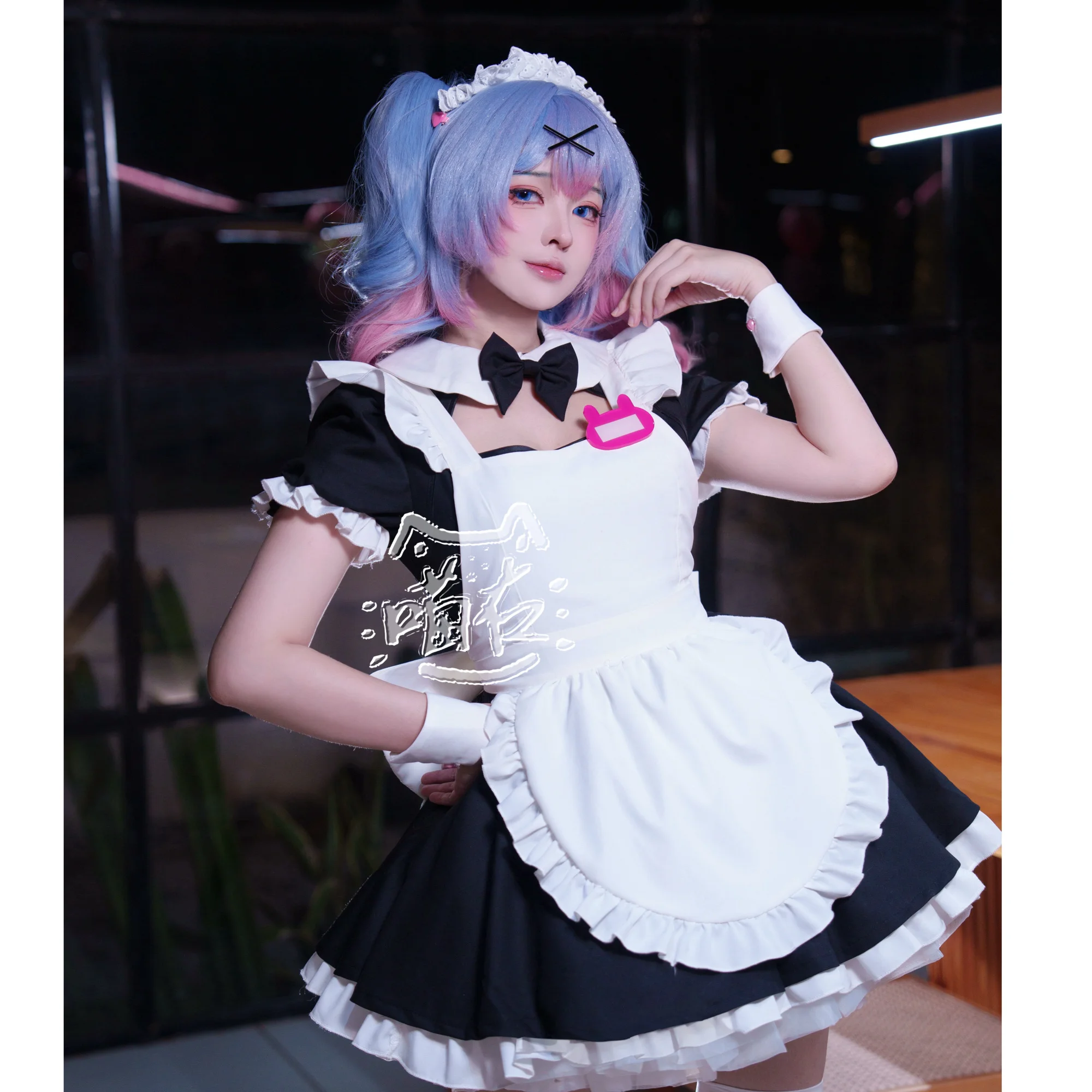 Cos Mikuu Rabbit Hole Black Maid Girl Sexy Cute Halloween Cosplay Costume Headdresses Clothes Bows girl
Cos Mikuu Rabbit Hole Black Maid Girl Sexy Cute Halloween Cosplay Costume Headdresses Clothes Bows girl