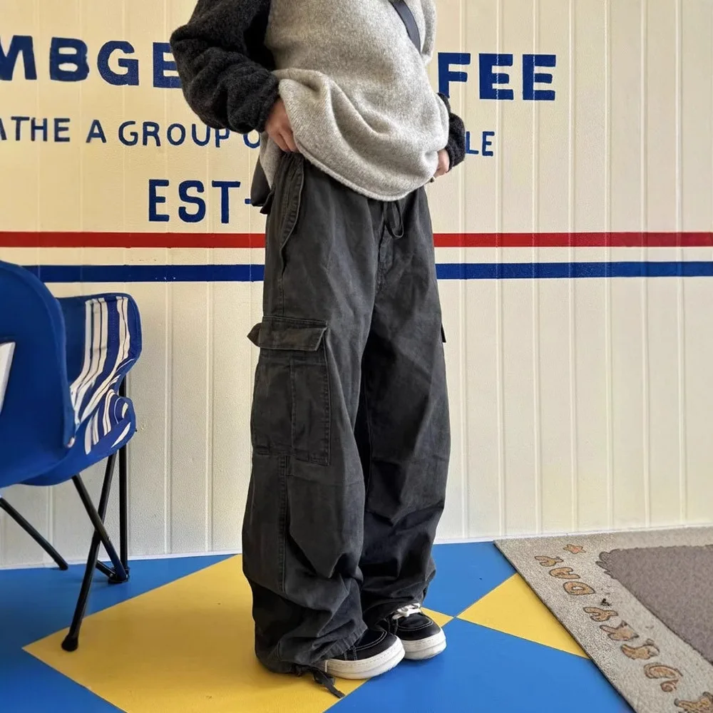 Весенние свободные черные повседневные комбинезоны в американском стиле ретро для мальчиков, высококачественные красивые широкие брюки на шнурке
Весенние свободные черные повседневные комбинезоны в американском стиле ретро для мальчиков, высококачественные красивые широкие брюки на шнурке