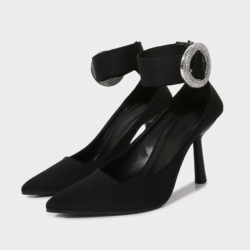 Za 2025 spring new women's shoes - black patent leather buckle detail elegant high heels stiletto pointed toe pumps
Za 2025 spring new women's shoes - black patent leather buckle detail elegant high heels stiletto pointed toe pumps