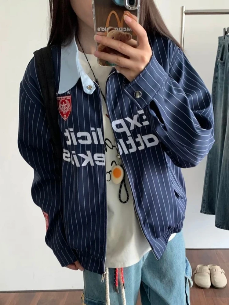 Y2k Aesthetic Contrast Color Stripe Coat Women Vintage Letter Printing Casual Loose Tops Harajuku Turn Down Collar Pocket Jacket
Y2k Aesthetic Contrast Color Stripe Coat Women Vintage Letter Printing Casual Loose Tops Harajuku Turn Down Collar Pocket Jacket
