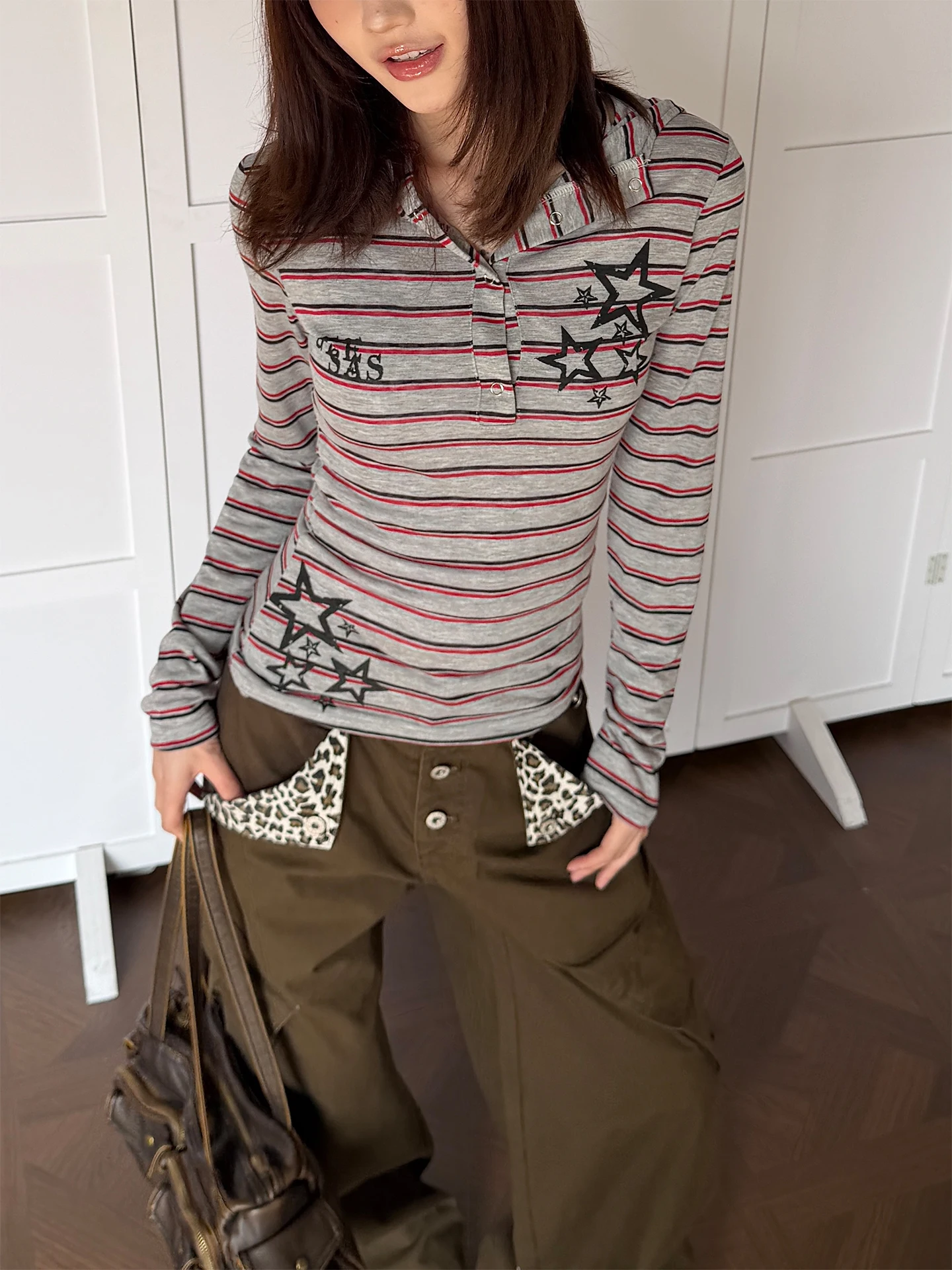 Женская футболка с длинным рукавом Slim Fit, с принтом American Hot Girl, с воротником-стойкой, с капюшоном, защита от УФ-излучения, модная повседневная одежда
Женская футболка с длинным рукавом Slim Fit, с принтом American Hot Girl, с воротником-стойкой, с капюшоном, защита от УФ-излучения, модная повседневная одежда