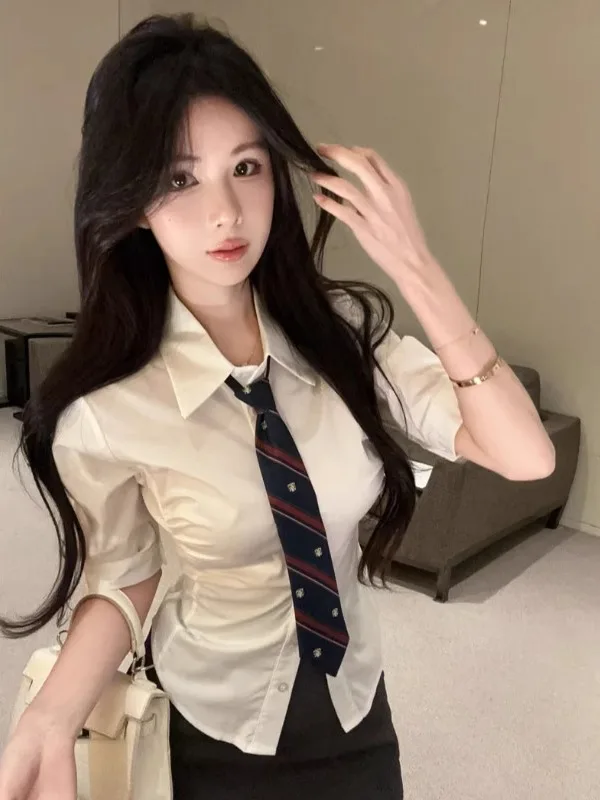 Fall New Style JK Uniform Set Pure Desire School Uniform Shirt Waist Cinching Top Slimming Skirt Sexy Two Piece Set
Fall New Style JK Uniform Set Pure Desire School Uniform Shirt Waist Cinching Top Slimming Skirt Sexy Two Piece Set