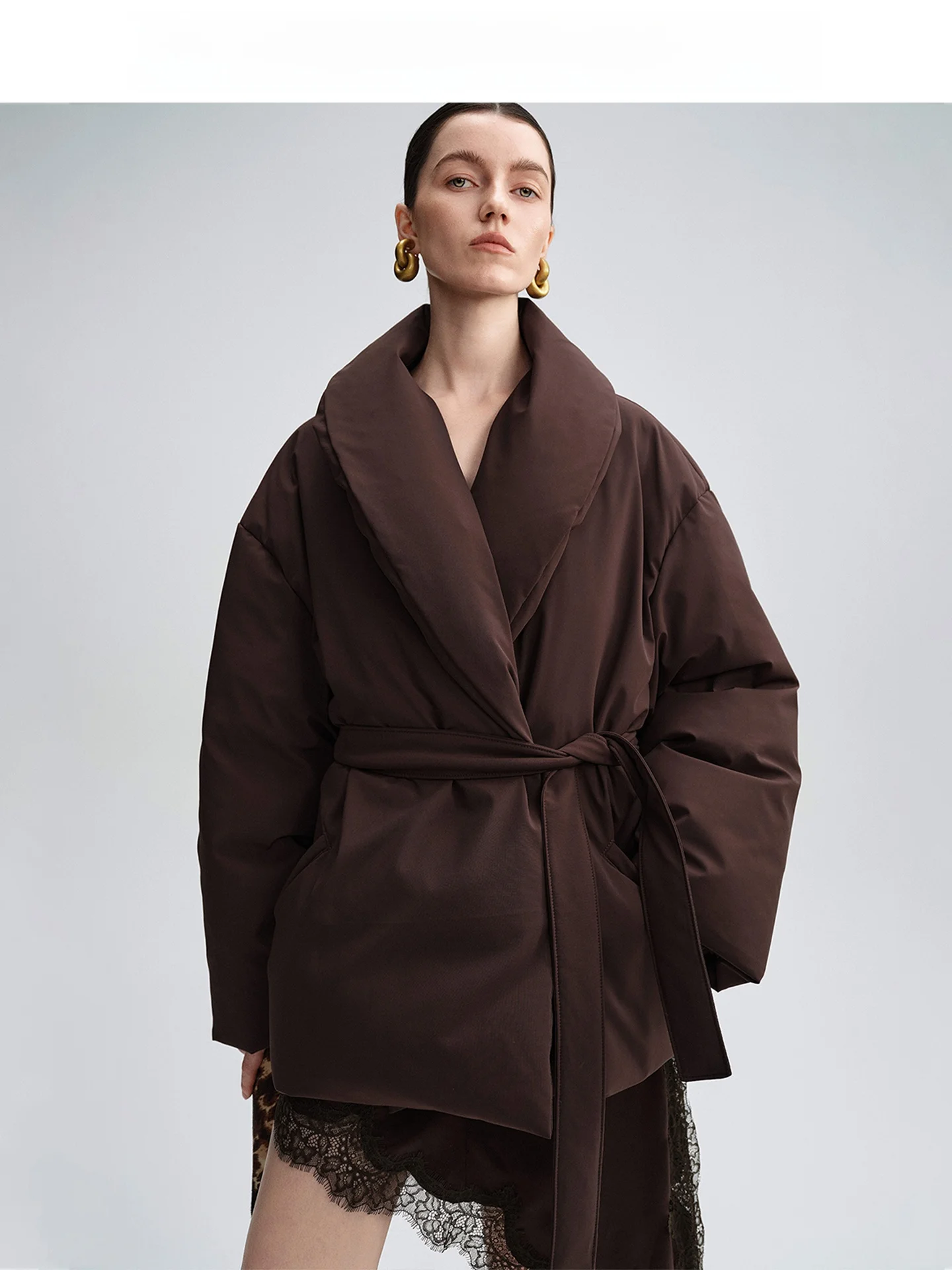 AudreyWang Women's Thiened Du down Jaet Stand Collar Belted Coat Warm Casual Sle Loose Fit Long Sve Winter New Arr...
AudreyWang Women's Thiened Du down Jaet Stand Collar Belted Coat Warm Casual Sle Loose Fit Long Sve Winter New Arr...