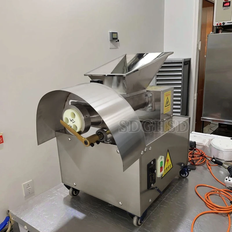 Новая автоматическая машина для нарезки теста, формирования пельменей, раскатки лапши, деления теста на круглые лепешки и для начинки из таро
Новая автоматическая машина для нарезки теста, формирования пельменей, раскатки лапши, деления теста на круглые лепешки и для начинки из таро