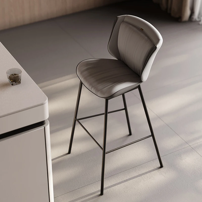 Luxury Minimalist Bar Chairs Stylish Modern Comfy Living Room Bar Stool Nordic Aesthetic Banquetas Para Cozinha Balcão Furniture
Luxury Minimalist Bar Chairs Stylish Modern Comfy Living Room Bar Stool Nordic Aesthetic Banquetas Para Cozinha Balcão Furniture