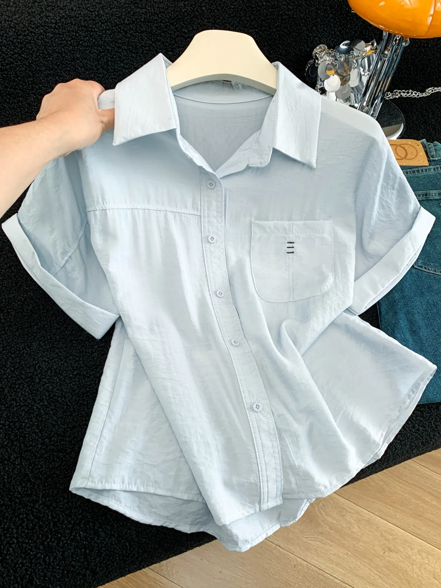 Loose Fit Blue Shirt Collared Short Sleeve Turn-down Collar Women's Summer Small Size Minimalist Japanese Style Loose Feeling...
Loose Fit Blue Shirt Collared Short Sleeve Turn-down Collar Women's Summer Small Size Minimalist Japanese Style Loose Feeling...