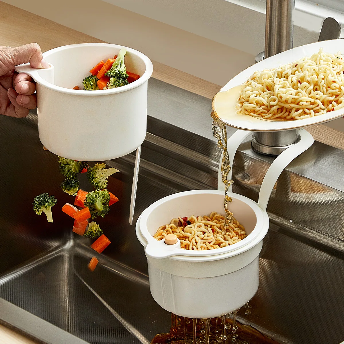 1PCS Kitchen Sink Strainer Basket,Faucet Hanging Strainers with Openable Bottom Cover,Household Multi-Functional Food Colanders
1PCS Kitchen Sink Strainer Basket,Faucet Hanging Strainers with Openable Bottom Cover,Household Multi-Functional Food Colanders
