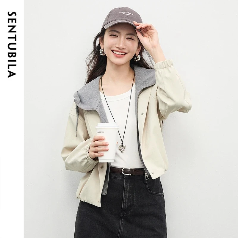 SENTUBILA Women's Trench Coat 2026 Spring Commute Splicing Fake Two Piece Hooded Windproof Coats Casual Short Jacket W61WB5877
SENTUBILA Women's Trench Coat 2026 Spring Commute Splicing Fake Two Piece Hooded Windproof Coats Casual Short Jacket W61WB5877
