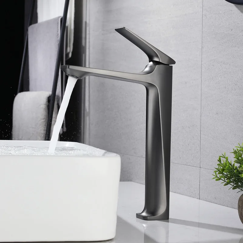 Dual use hot and cold washbasin, bathroom washbasin, household washbasin, basin, high-end faucet
Dual use hot and cold washbasin, bathroom washbasin, household washbasin, basin, high-end faucet