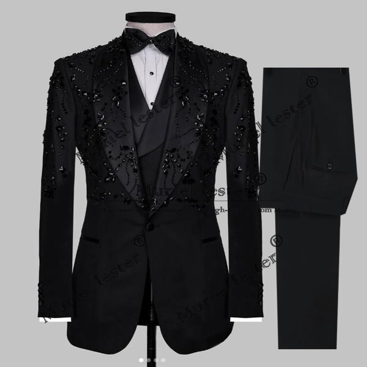 Metallic Jewelry Ornament Wedding Suits For Men Single Breasted Prom Blazers Customized 3 Pieces Man Business Party Groom Tuxedo
Metallic Jewelry Ornament Wedding Suits For Men Single Breasted Prom Blazers Customized 3 Pieces Man Business Party Groom Tuxedo