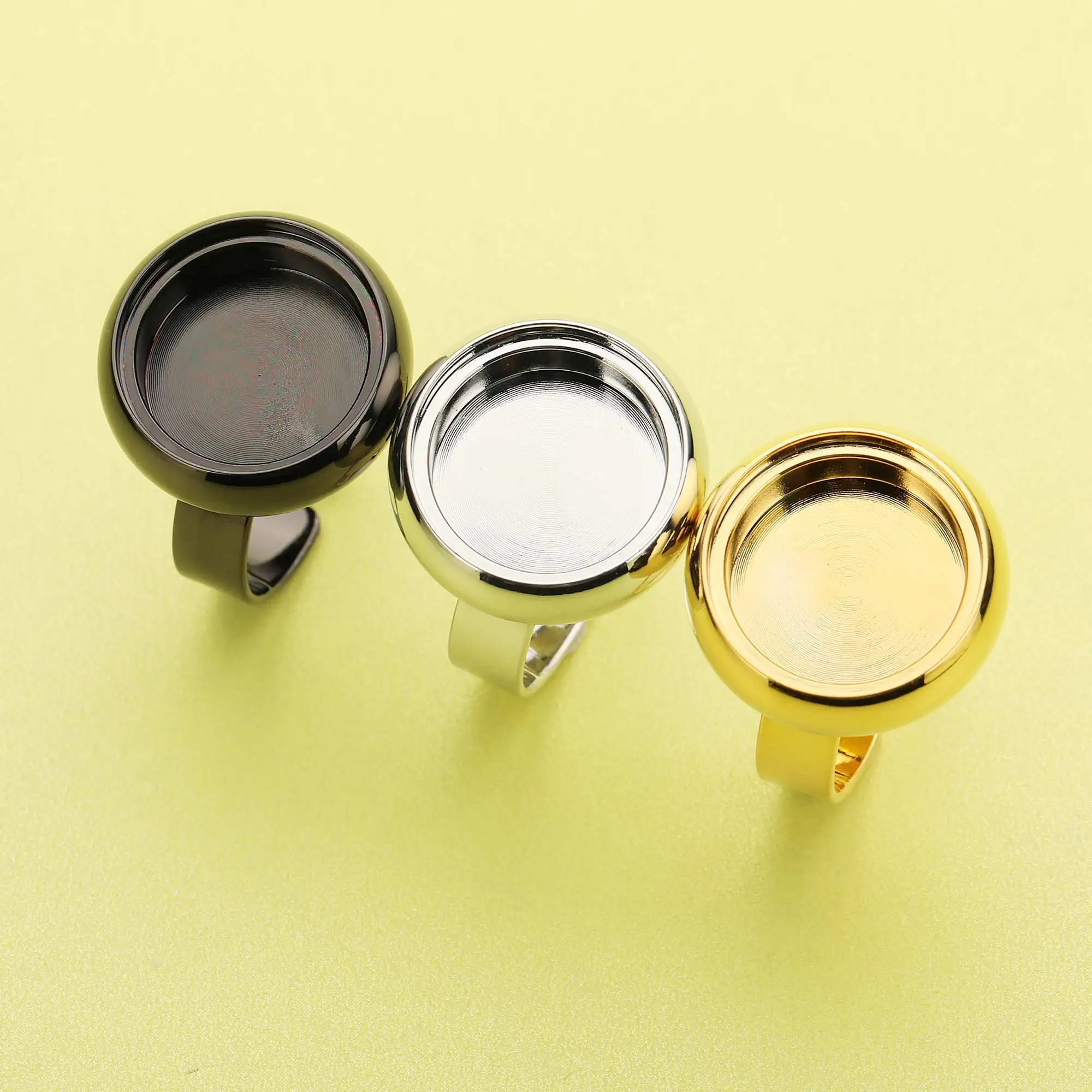 5Pcs 16MM Round Bezel Ring Settings,Silver Gold Black Plated Brass Ring Bezel,Keepsake DIY Ring Supplies 1211069
5Pcs 16MM Round Bezel Ring Settings,Silver Gold Black Plated Brass Ring Bezel,Keepsake DIY Ring Supplies 1211069