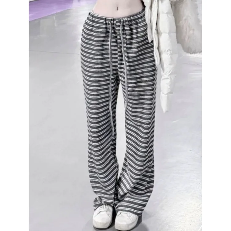 Dynamic Dongda Gate 2026 New Loose Fit Women's Wide Leg Pants Elastic Waist Stripe Casual Trousers High Waist Knitted Long Pants
Dynamic Dongda Gate 2026 New Loose Fit Women's Wide Leg Pants Elastic Waist Stripe Casual Trousers High Waist Knitted Long Pants