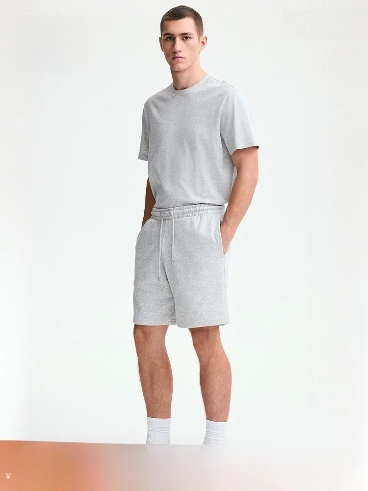 H&M Men's Sport Shorts Elastic Waist Standard Fit Running Pants Spring 2026 Cotton Polyester Viscose Blend Comfortable Fit
H&M Men's Sport Shorts Elastic Waist Standard Fit Running Pants Spring 2026 Cotton Polyester Viscose Blend Comfortable Fit