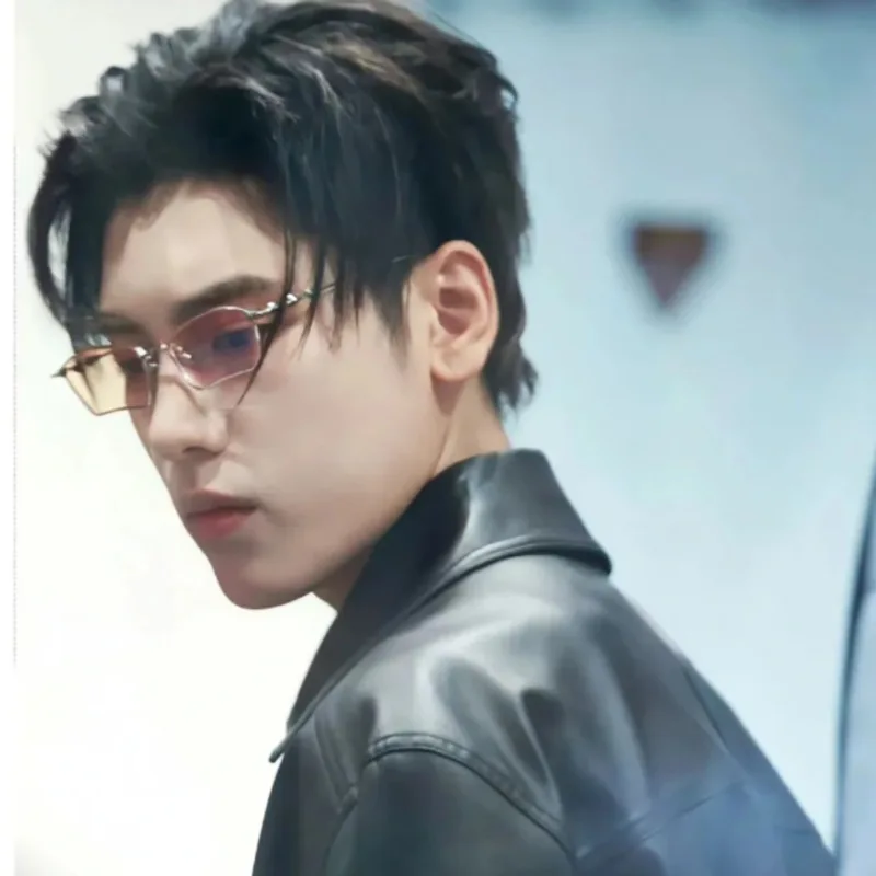 Optical Glasses For Men Anti Blue Light Spectacles For Women Designer Y 2k Glasses In Trend Luxury Woman Sunglasses Korean Style
Optical Glasses For Men Anti Blue Light Spectacles For Women Designer Y 2k Glasses In Trend Luxury Woman Sunglasses Korean Style