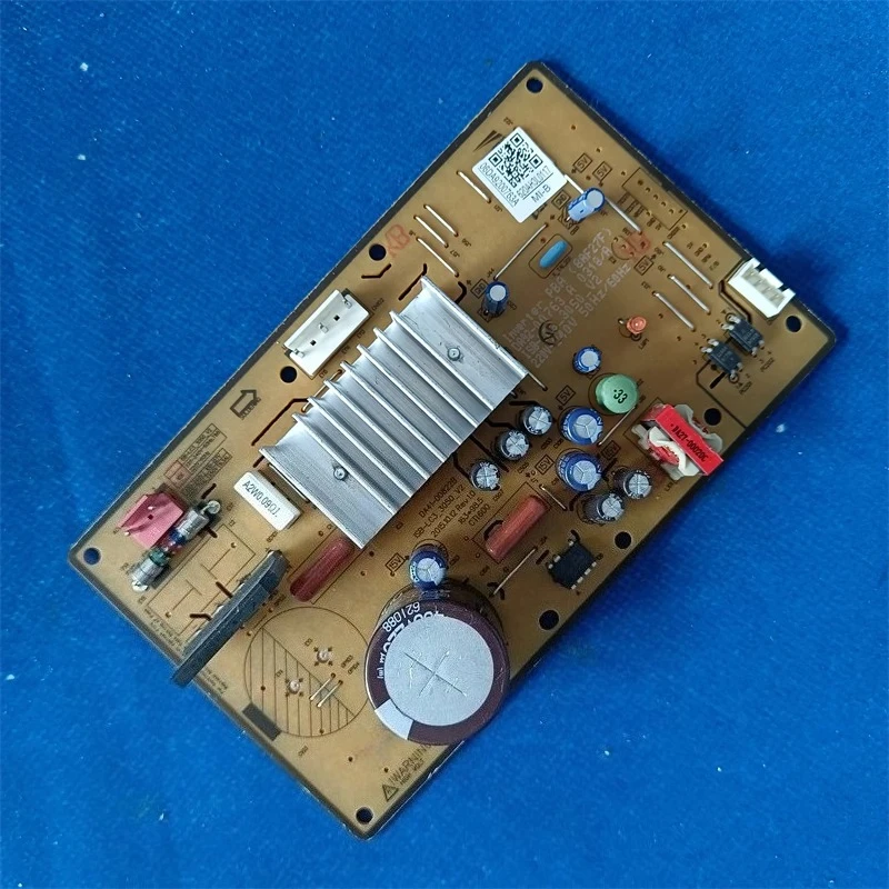 Для нового DA92-00763A DA41-00822B основная плата холодильника Samsung PCB 620AH3L0117 материнская плата INVER TER PBA (8AF27F)
Для нового DA92-00763A DA41-00822B основная плата холодильника Samsung PCB 620AH3L0117 материнская плата INVER TER PBA (8AF27F)