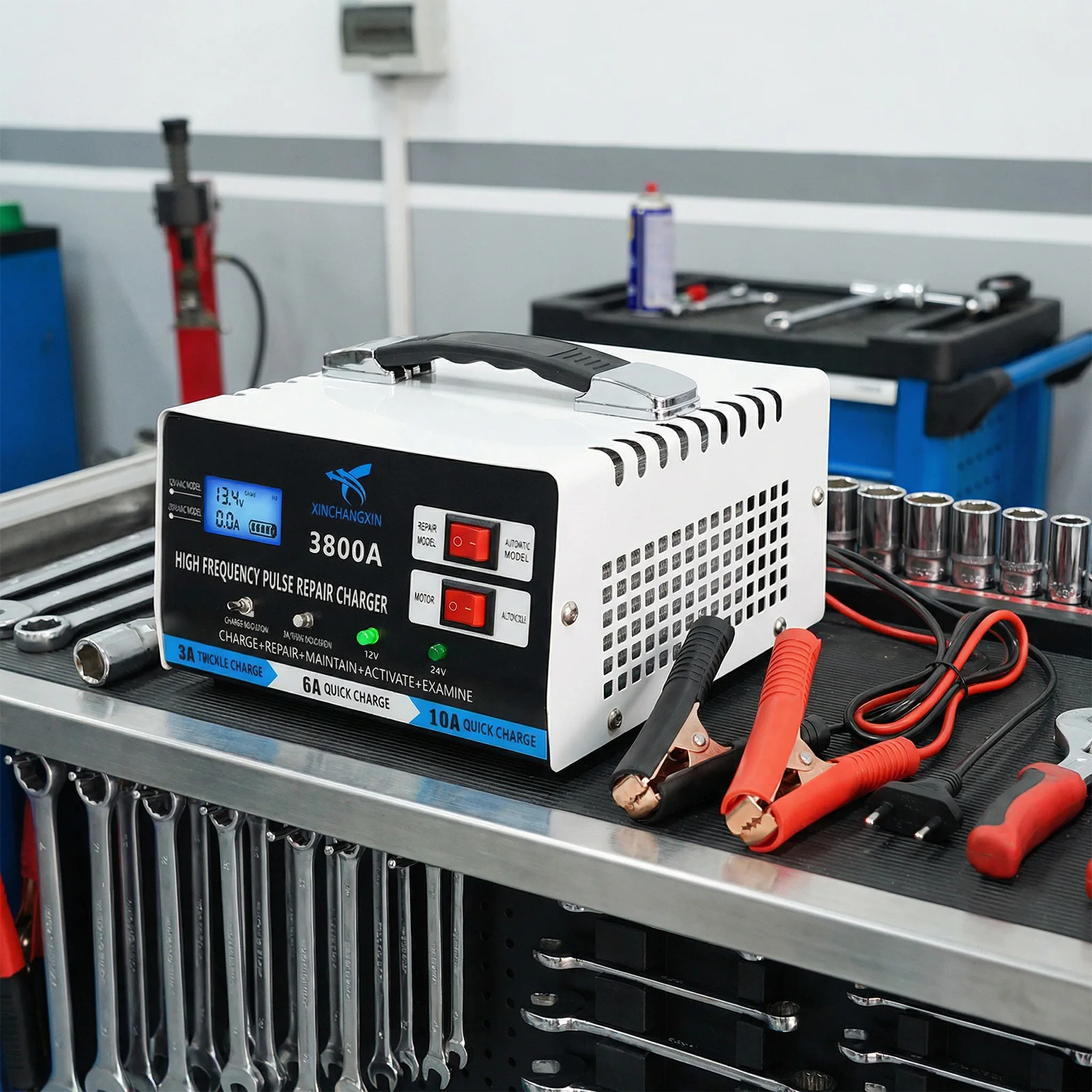 12V 24V Smart Car Battery Chargers Maintainer LED Display with Cable Clamps Overcharge Protection for Vehicle Motorcycle Boat
12V 24V Smart Car Battery Chargers Maintainer LED Display with Cable Clamps Overcharge Protection for Vehicle Motorcycle Boat