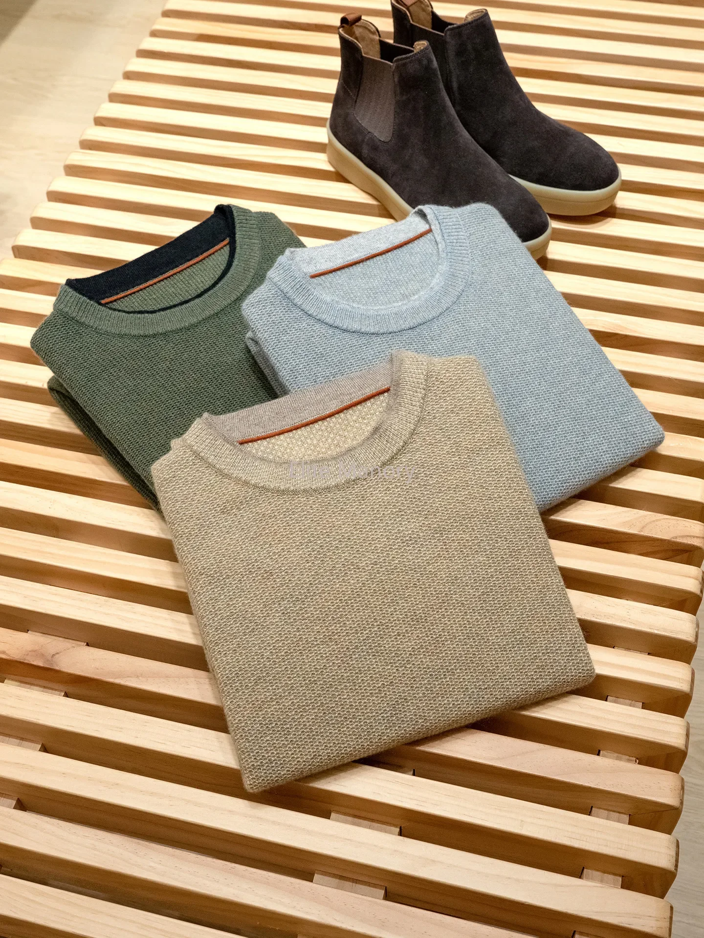 100% cashmere, old money wind warm double layer cashmere sweater
100% cashmere, old money wind warm double layer cashmere sweater