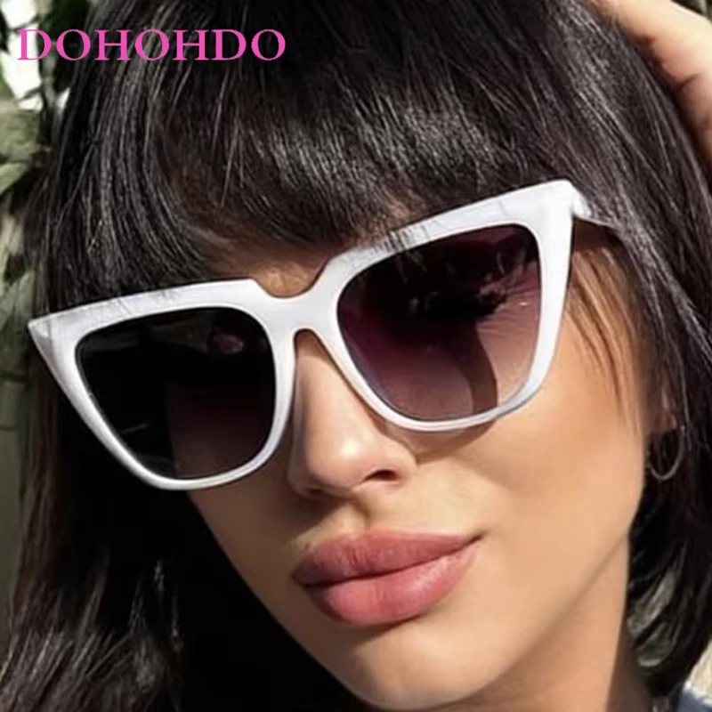 DOHOHDO Fashion Cat Eye Square Frame Sunglasses Women Vintage Brand Designer Sun Glasses Female Retro Shades Oculos De Sol UV400
DOHOHDO Fashion Cat Eye Square Frame Sunglasses Women Vintage Brand Designer Sun Glasses Female Retro Shades Oculos De Sol UV400
