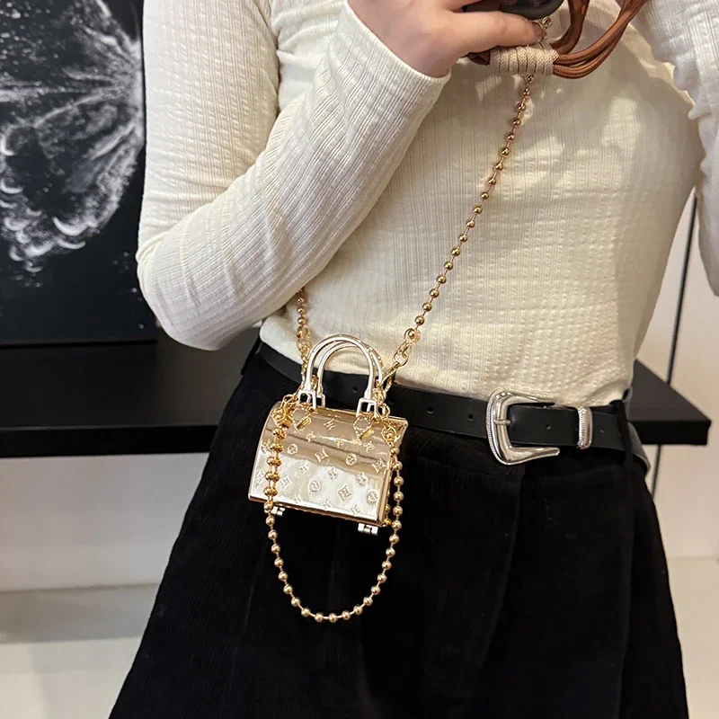 Luxury Designer Paris Fashion Crossbody Handbag Women's High-End Leather Classic Solid Color Elegant
Luxury Designer Paris Fashion Crossbody Handbag Women's High-End Leather Classic Solid Color Elegant