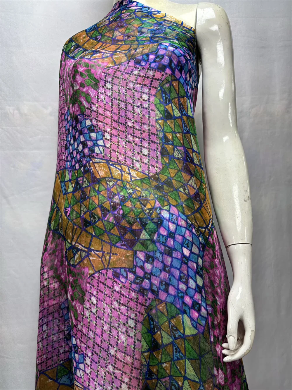 Hot Sale African Silk Nigerian Embroidery Brocade Chiffon Tulle Lace Elegant French Lace Fabric For Wedding Party Dresses Sewing
Hot Sale African Silk Nigerian Embroidery Brocade Chiffon Tulle Lace Elegant French Lace Fabric For Wedding Party Dresses Sewing