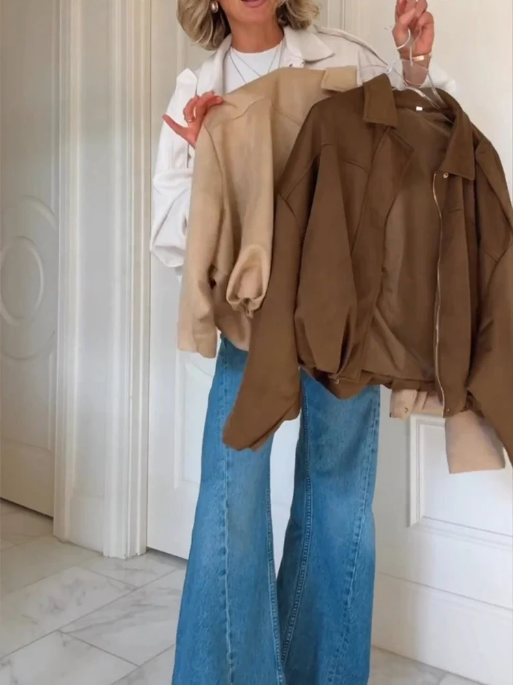 Fashion Lapel Bat Sleeve Loose Commute Jacket Lady Casual Simple Long Sleeve Streetwear Autumn Winter Vintage Solid Suede Coat
Fashion Lapel Bat Sleeve Loose Commute Jacket Lady Casual Simple Long Sleeve Streetwear Autumn Winter Vintage Solid Suede Coat