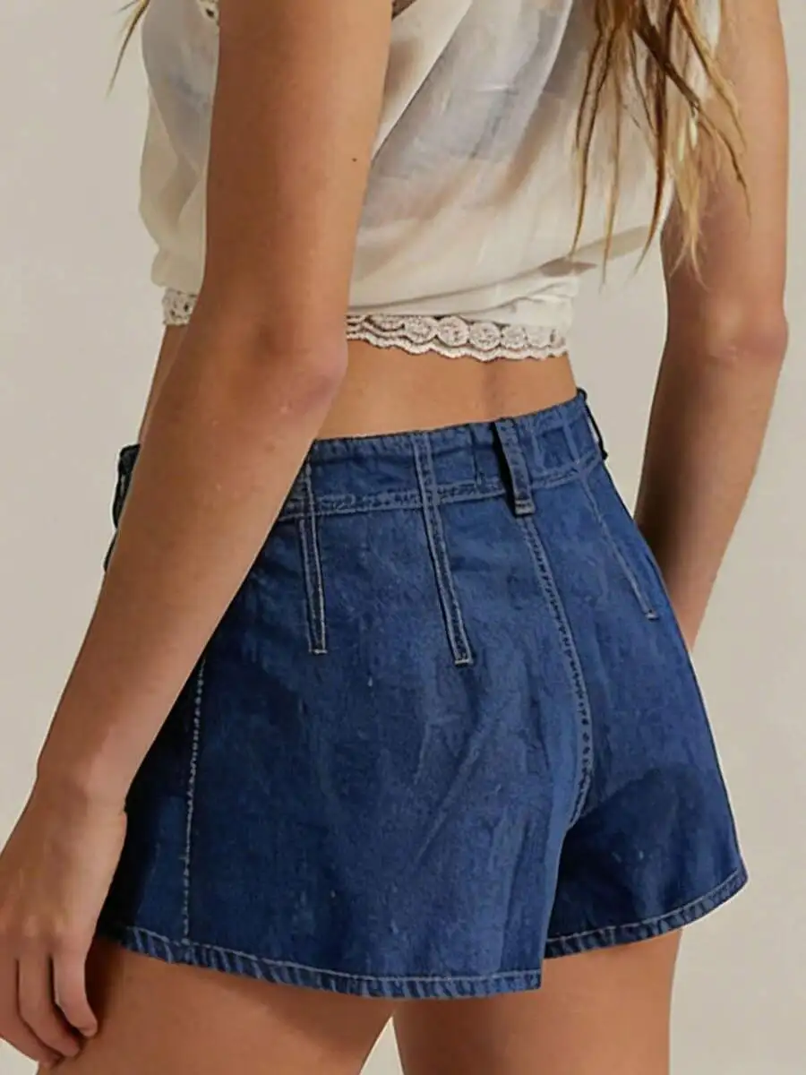 Women Loose Fit Denim Shorts Double Button Closure Summer Mini Shorts Beach Daily Wear
Women Loose Fit Denim Shorts Double Button Closure Summer Mini Shorts Beach Daily Wear