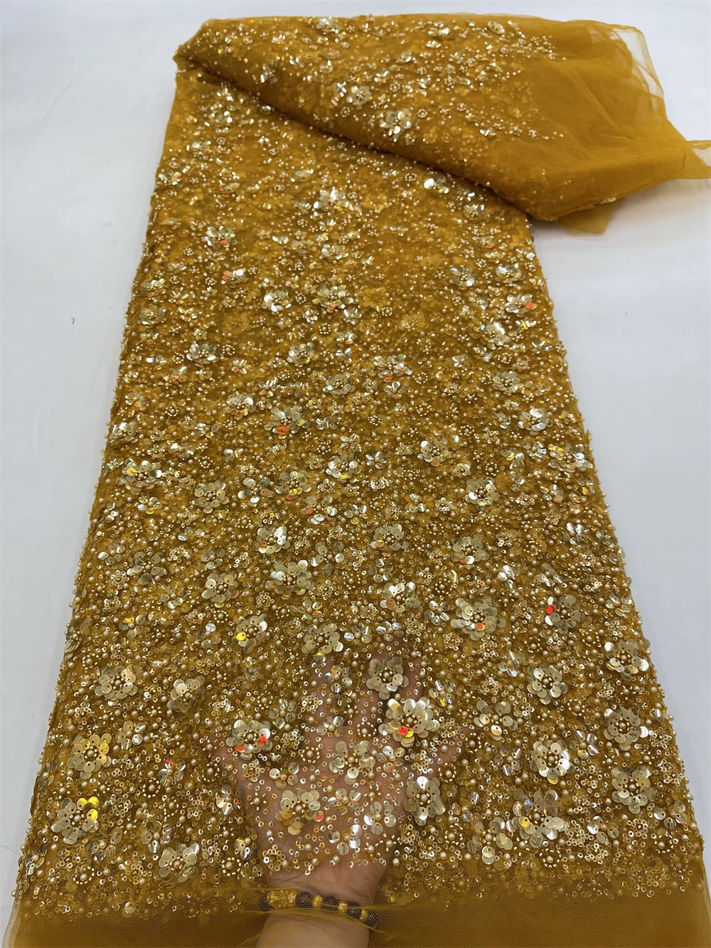 African Sequins Beaded Lace Fabric 2023 High Quality Lace Material French Nigerian Wedding Lace Fabrics For Party Dress PL311-4
African Sequins Beaded Lace Fabric 2023 High Quality Lace Material French Nigerian Wedding Lace Fabrics For Party Dress PL311-4
