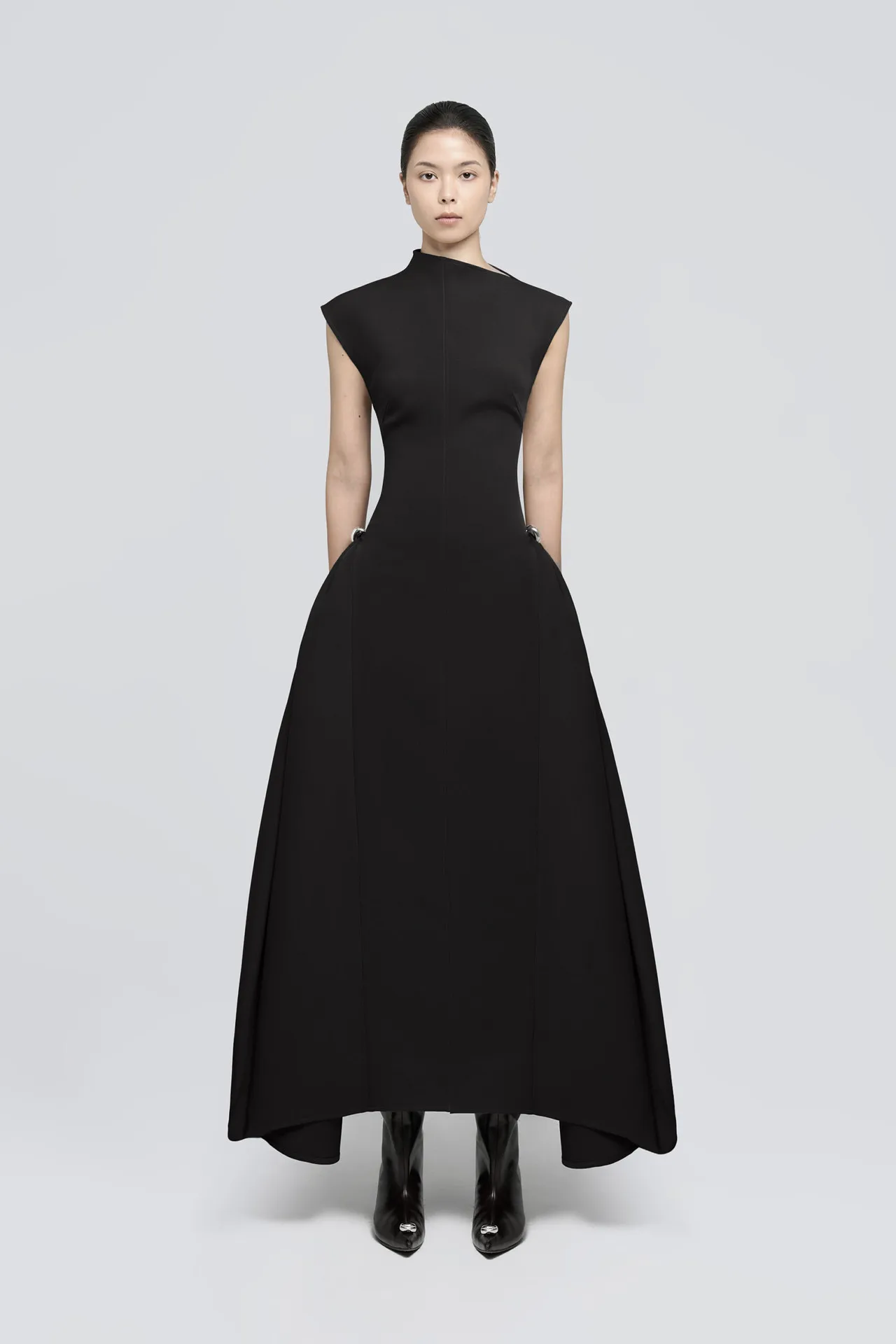 2025 Women Celebrity Sexy Sleeveless Irregular Collar Black Summer Bandage Bodycon Dress Elegant Evening Club Party Outfit
2025 Women Celebrity Sexy Sleeveless Irregular Collar Black Summer Bandage Bodycon Dress Elegant Evening Club Party Outfit