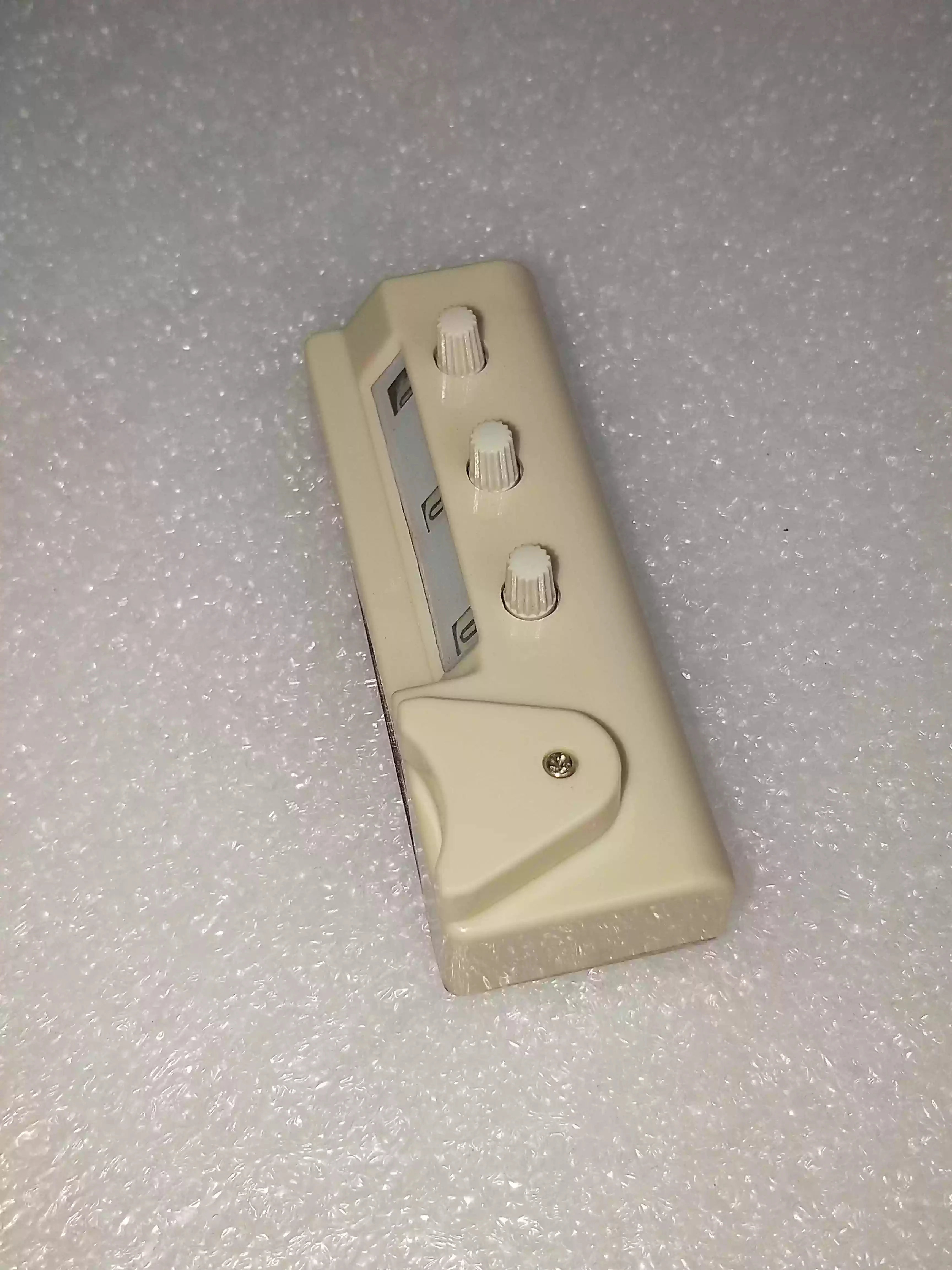 Запасная часть для счетчика рядов вязальной машины Silver Reed SK280/SK270 | Инструмент для слежения швов и рядов
Запасная часть для счетчика рядов вязальной машины Silver Reed SK280/SK270 | Инструмент для слежения швов и рядов