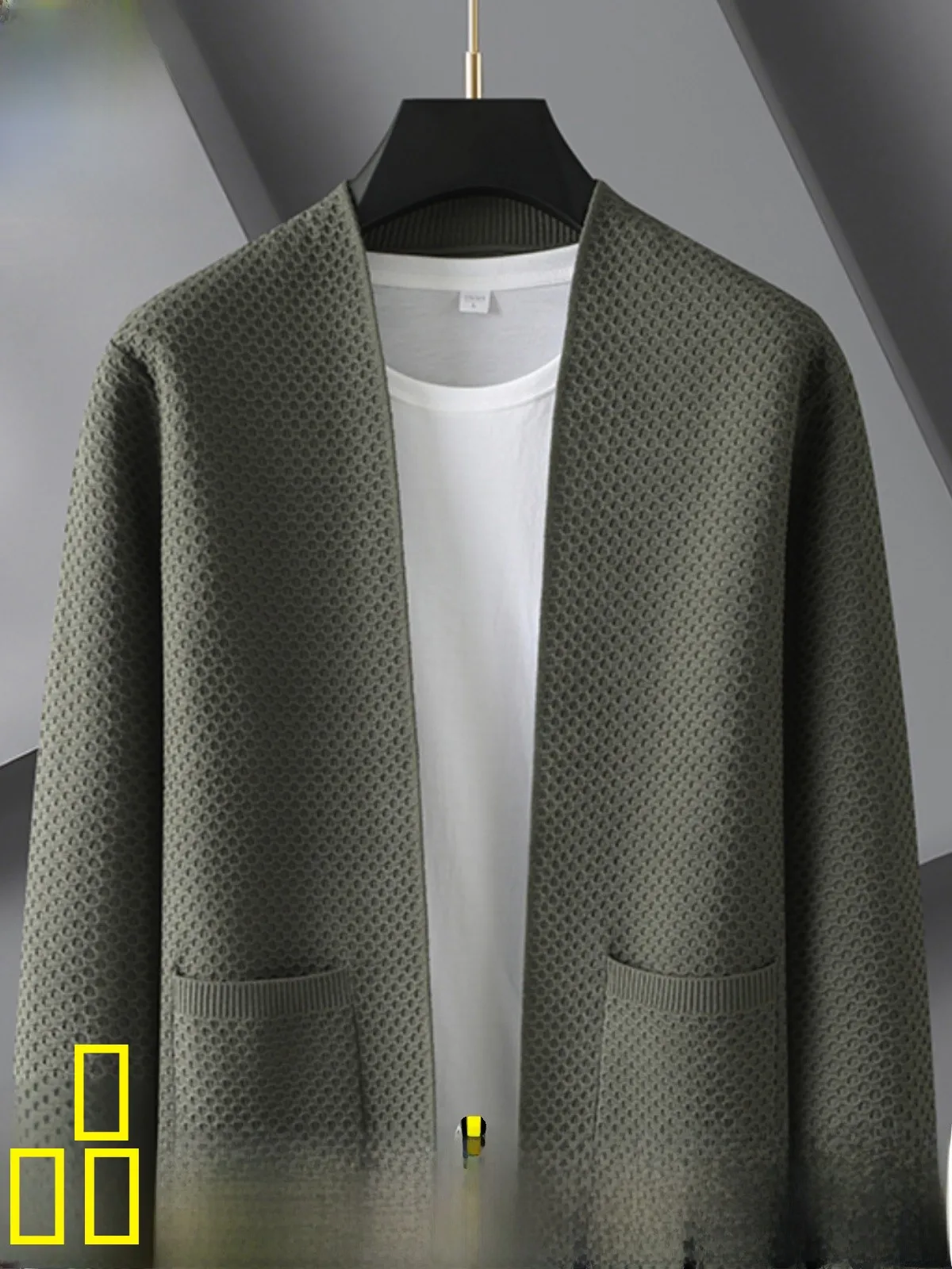 Мужской вязаный кардиган больших размеров, свободный крой, осенний модный фланелевый свитер, верхняя одежда с V-образным вырезом, длинный рукав, повседневная одежда
Мужской вязаный кардиган больших размеров, свободный крой, осенний модный фланелевый свитер, верхняя одежда с V-образным вырезом, длинный рукав, повседневная одежда