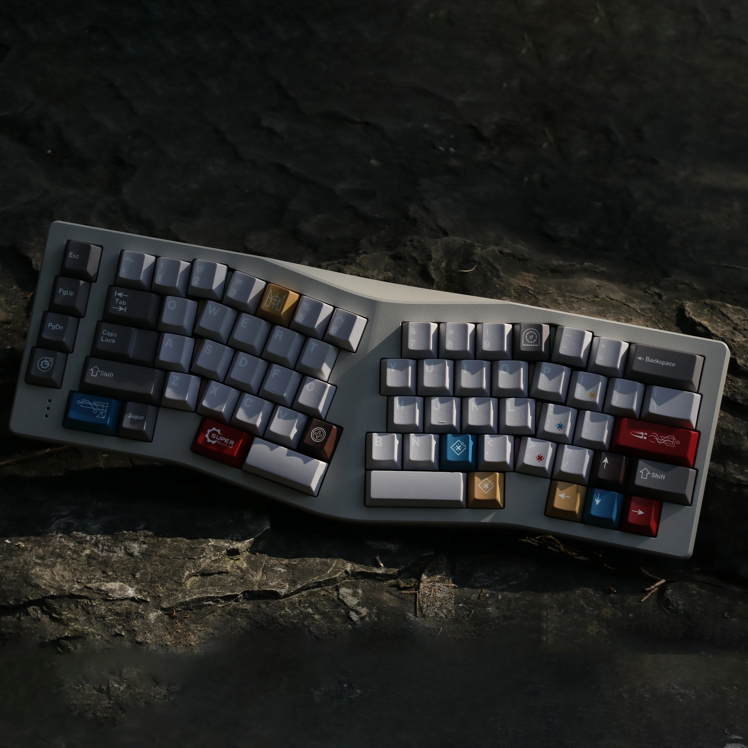 Mechanical theme keycaps Original height PBT mechanical keyboard Sublimation customization Personality Small full set
Mechanical theme keycaps Original height PBT mechanical keyboard Sublimation customization Personality Small full set