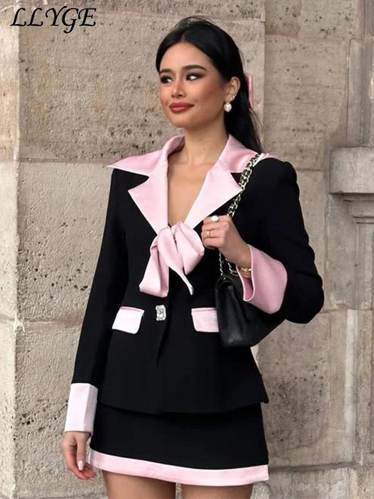 Elegant Patchwork Jacket Mini Skirt Sets Women Bow Lace Up Lapel Blazer Short A-line Skirts 2025 Spring Summer Lady Office Sets
Elegant Patchwork Jacket Mini Skirt Sets Women Bow Lace Up Lapel Blazer Short A-line Skirts 2025 Spring Summer Lady Office Sets