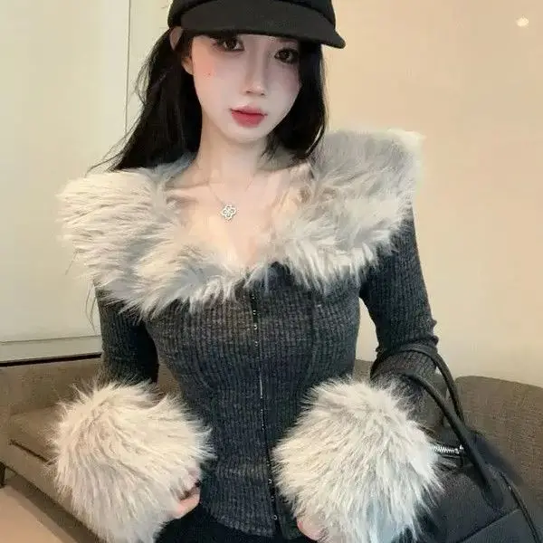 Spliced Wool Knitted Sweater Women 2024 Autumn Winter New Style Slim Short Design Long-Sleeved Top
Spliced Wool Knitted Sweater Women 2024 Autumn Winter New Style Slim Short Design Long-Sleeved Top