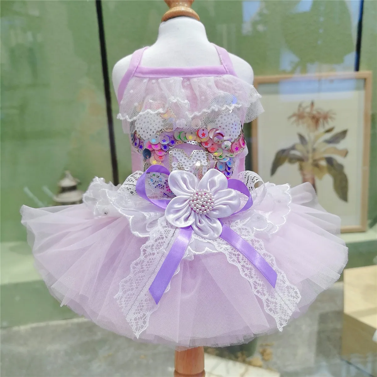 Summer Puppy Clothing Home Wear Fashon Purple Sequin Flower Lace Sling Dresses For Small Medium Dog Chihuahua Pet Dog Clothes
Summer Puppy Clothing Home Wear Fashon Purple Sequin Flower Lace Sling Dresses For Small Medium Dog Chihuahua Pet Dog Clothes