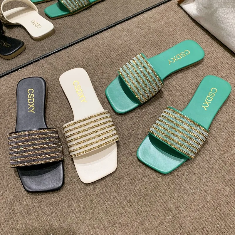 2024 Fashion Women's Slippers Flat Heel Anti Slip Outdoor Open Toe Beach High Quality Sexy Fashion Design Slip on Women Shoes
2024 Fashion Women's Slippers Flat Heel Anti Slip Outdoor Open Toe Beach High Quality Sexy Fashion Design Slip on Women Shoes