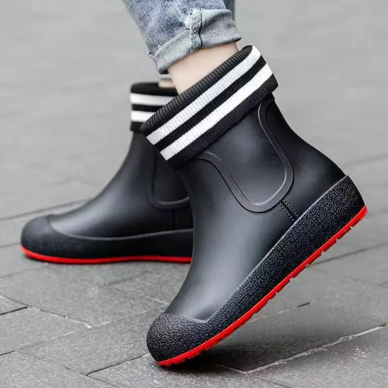 Outdoor Fashion Rain Boots for Men Winter Thick Anti Slip Rain Boots for Women Soft Low Waterproof Wear-resistant Rubber Shoes
Outdoor Fashion Rain Boots for Men Winter Thick Anti Slip Rain Boots for Women Soft Low Waterproof Wear-resistant Rubber Shoes