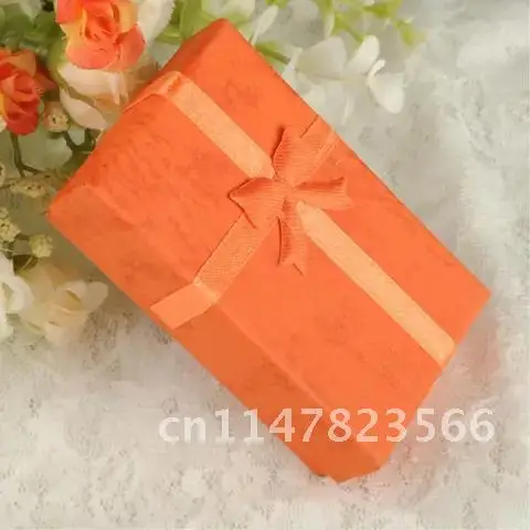 1Pcs Black Jewelry Storage Box for Ring Necklace Gift Box Paper Jewellery Box Packaging Bracelet Earring Display with Sponge
1Pcs Black Jewelry Storage Box for Ring Necklace Gift Box Paper Jewellery Box Packaging Bracelet Earring Display with Sponge