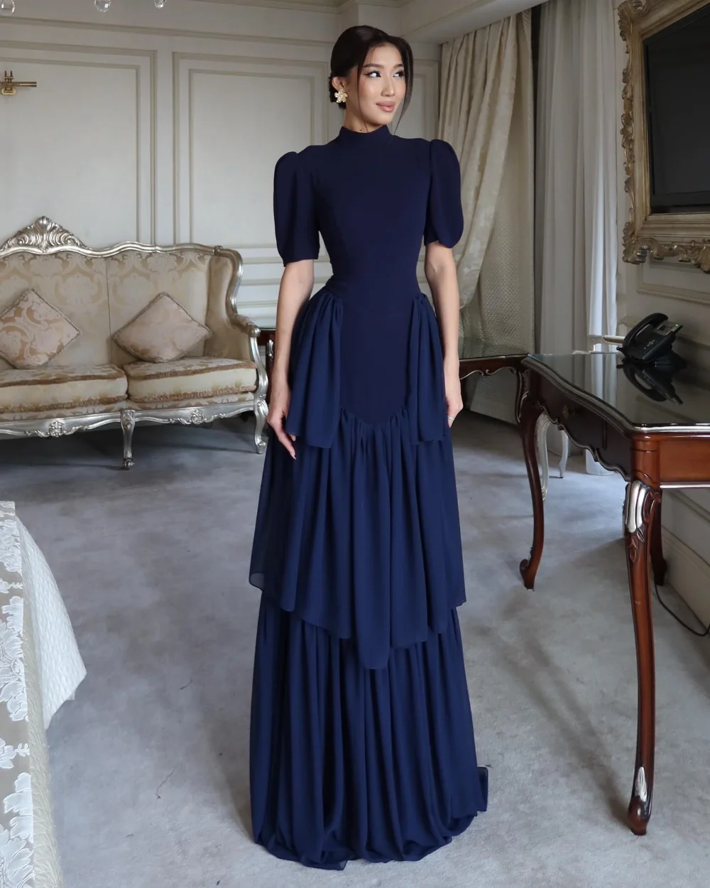 Customized Exquisite Chiffon Pleat A-line High Collar Long Prom Dresses Luxury 2025 Sparkle Elegant Sizes Available
Customized Exquisite Chiffon Pleat A-line High Collar Long Prom Dresses Luxury 2025 Sparkle Elegant Sizes Available